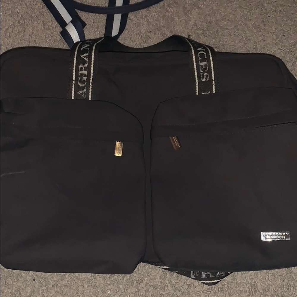 Burberry fragrance bag